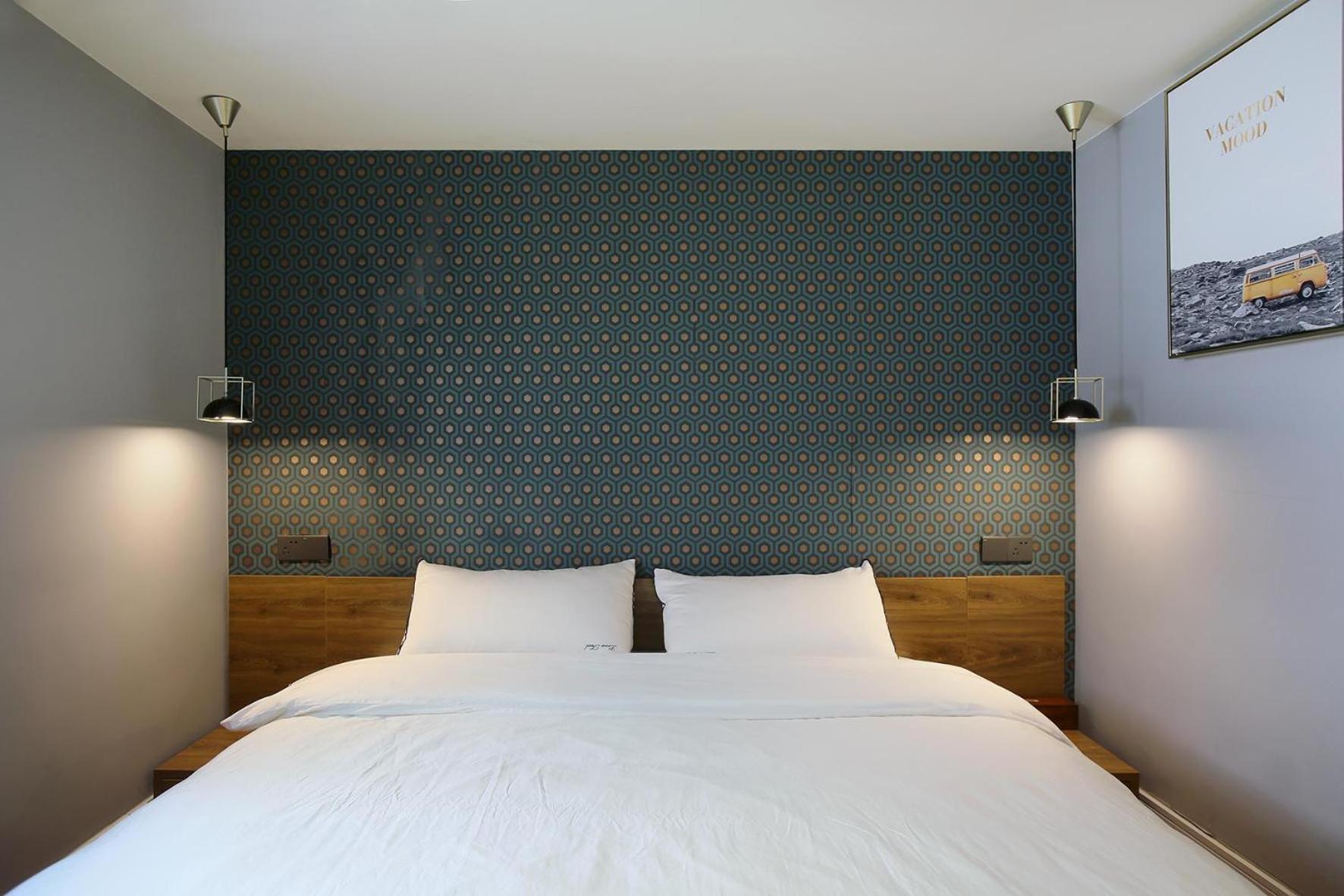 Shanghai Downtown Hills Boutique Guesthouse - Near Metro Line 7, Exit 3, Changping Road Phòng bức ảnh