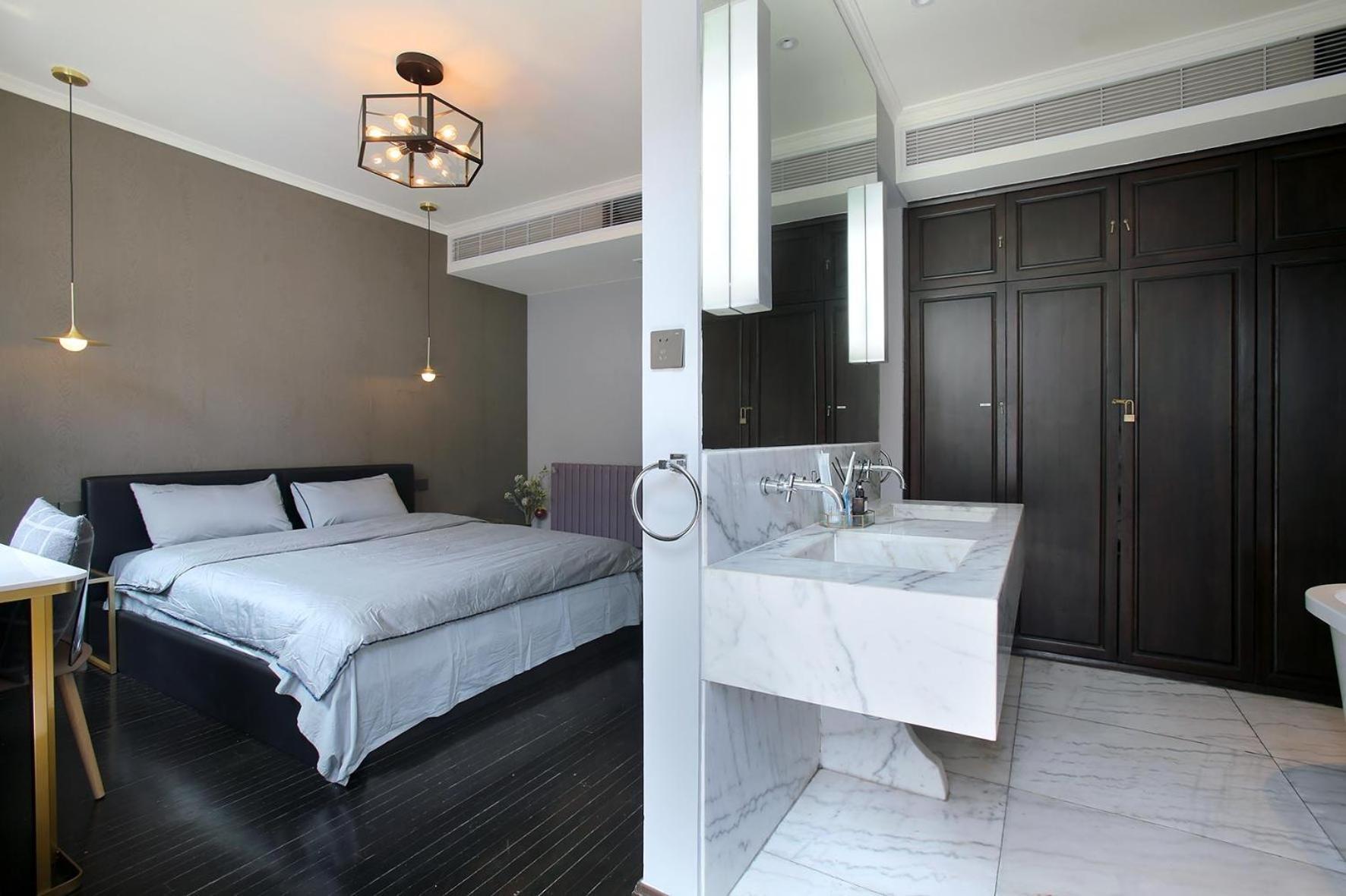 Shanghai Downtown Hills Boutique Guesthouse - Near Metro Line 7, Exit 3, Changping Road Phòng bức ảnh