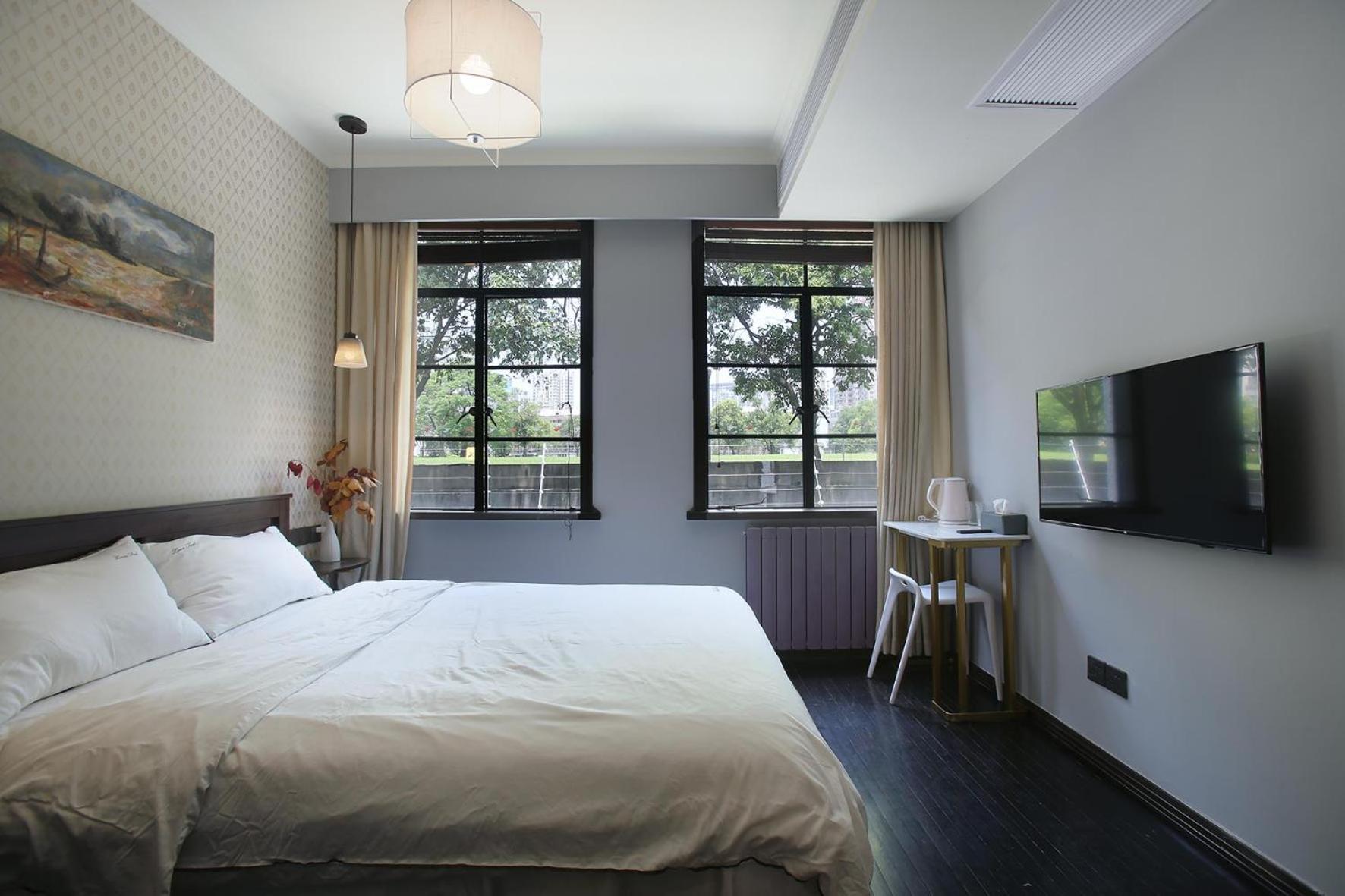Shanghai Downtown Hills Boutique Guesthouse - Near Metro Line 7, Exit 3, Changping Road Phòng bức ảnh