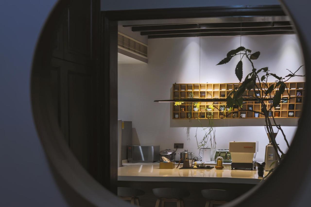 Shanghai Downtown Hills Boutique Guesthouse - Near Metro Line 7, Exit 3, Changping Road Ngoại thất bức ảnh